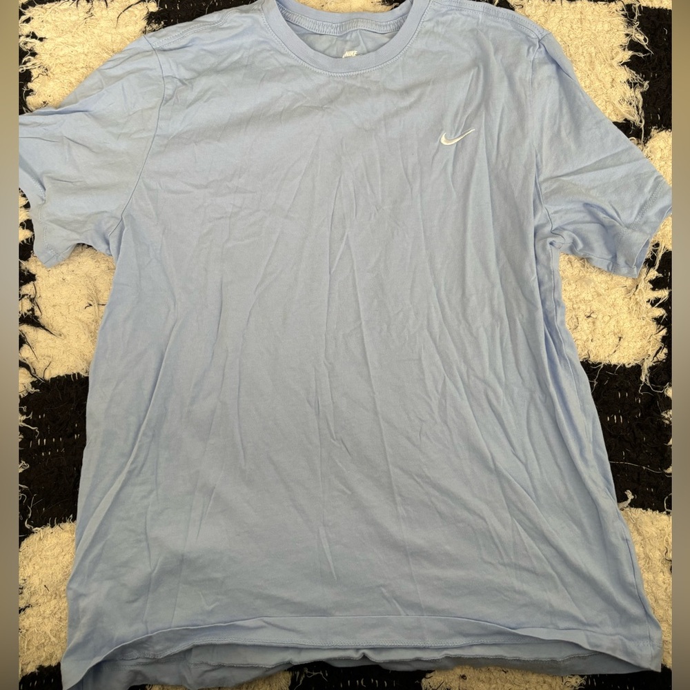 light blue nike tee